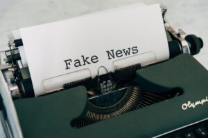 Como combater e evitar fake news