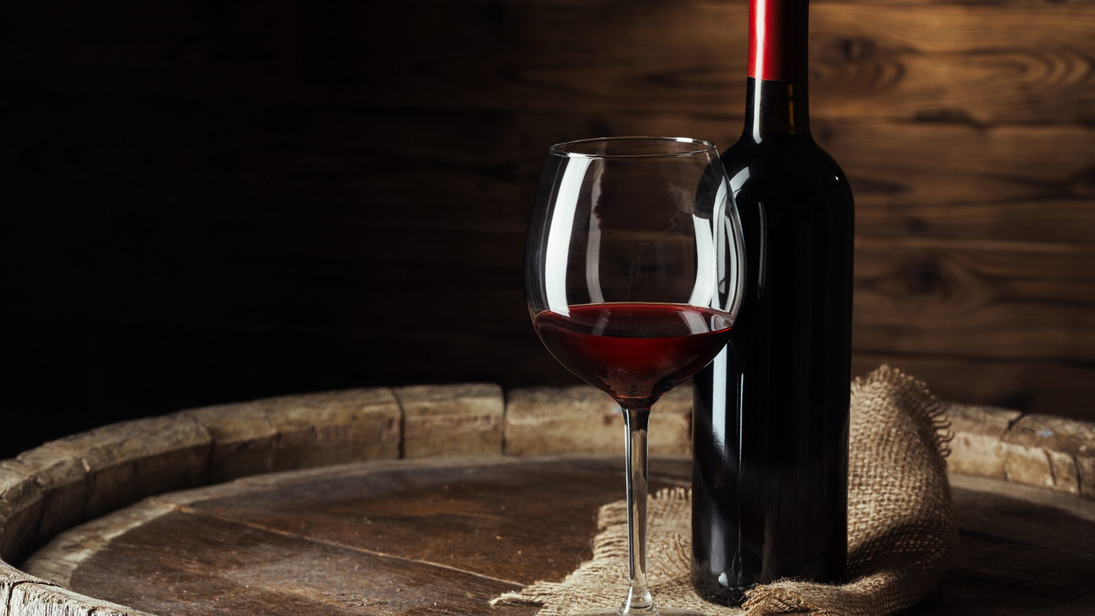 Dicas para iniciante: veja como começar a degustar vinho|uma taça para aprender como degustar vinho