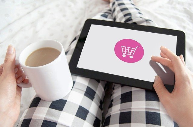 E-commerce cresce 75% em maio e dobra o faturamento em junho no Dia dos Namorados de 2020